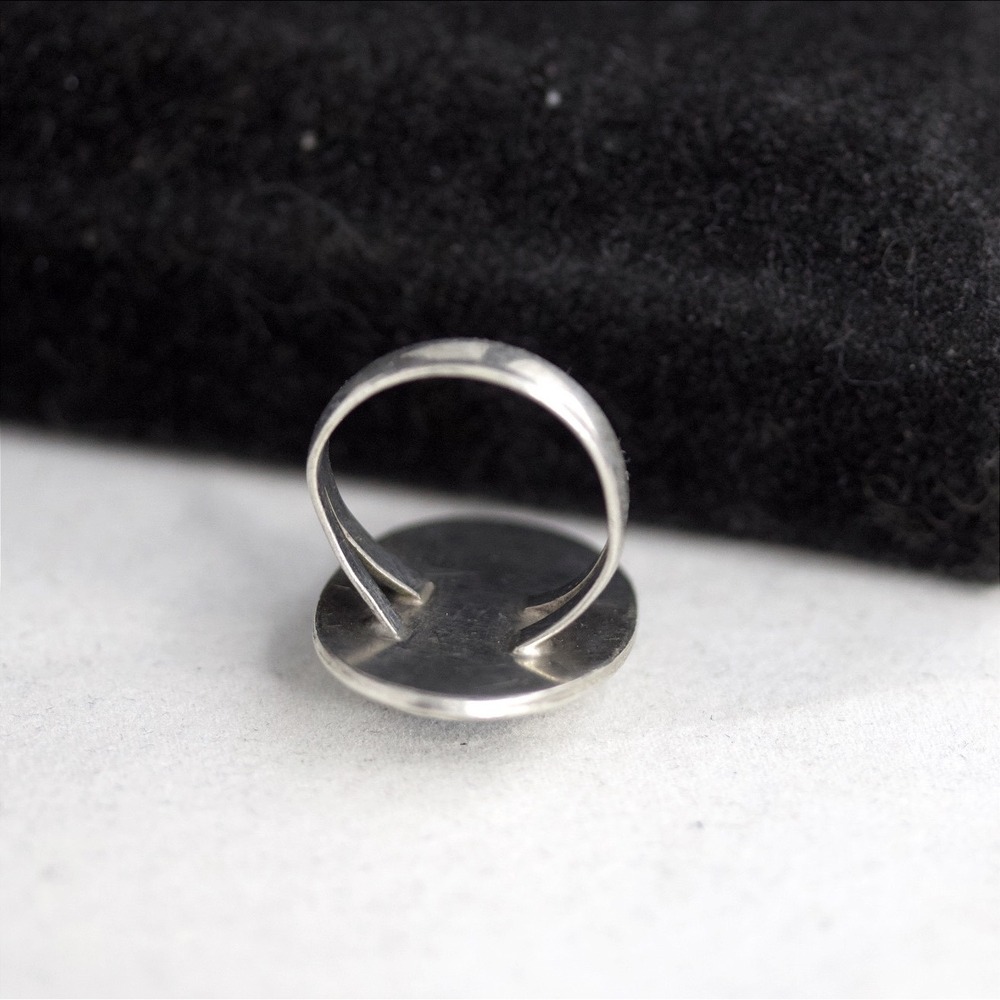 Native American Sterling Silver Turquoise Oval Stamped Ring Size 6 - Picture 6 of 8
